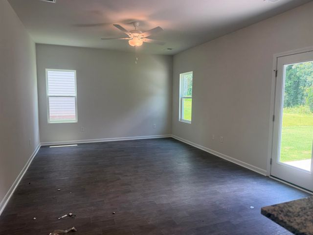 12115 Lansbury Drive, Inman, SC 29349