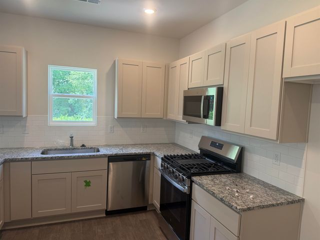 12115 Lansbury Drive, Inman, SC 29349