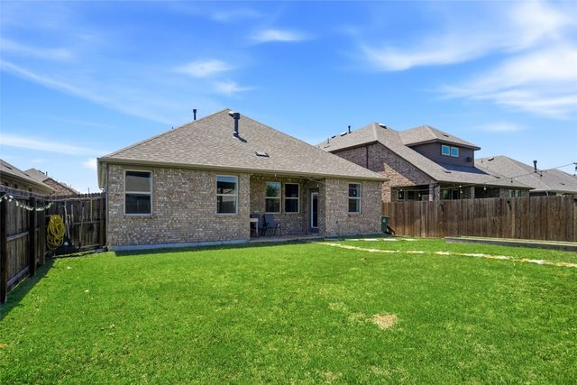 11225 Gold Pan Trail, Aubrey, TX 76227