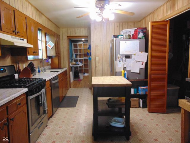 225 S Market Street, Thorntown, IN 46071
