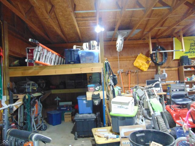 225 S Market Street, Thorntown, IN 46071