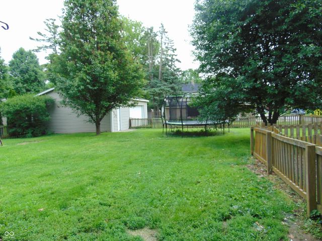225 S Market Street, Thorntown, IN 46071