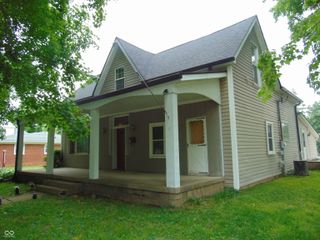 225 S Market Street, Thorntown, IN 46071