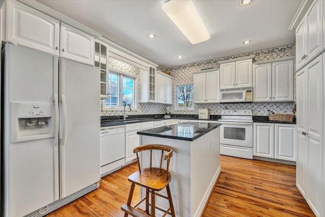 115 Sconset DR, Penhook, VA 24137