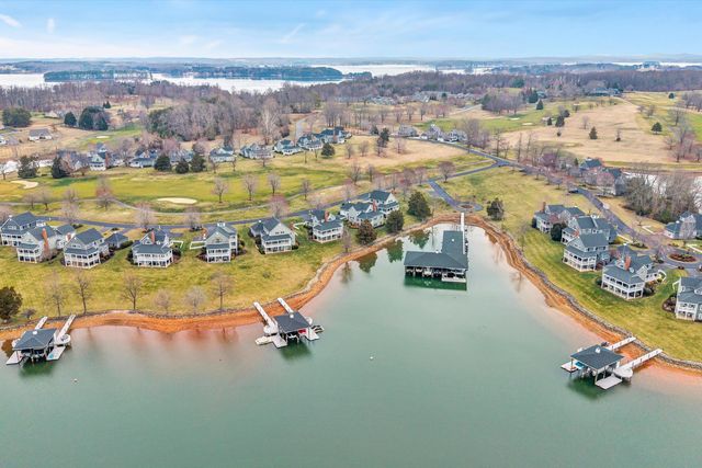 115 Sconset DR, Penhook, VA 24137