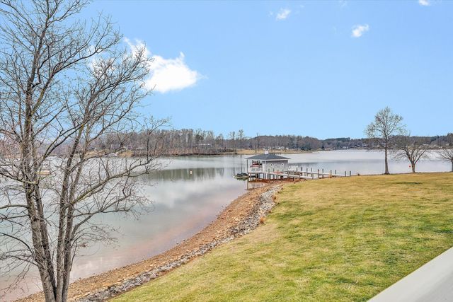 115 Sconset DR, Penhook, VA 24137