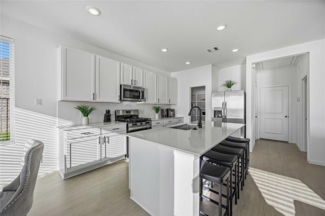 2517 Lago Costa Drive, Texas City, TX 77568
