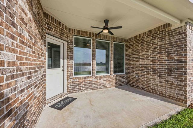 2517 Lago Costa Drive, Texas City, TX 77568