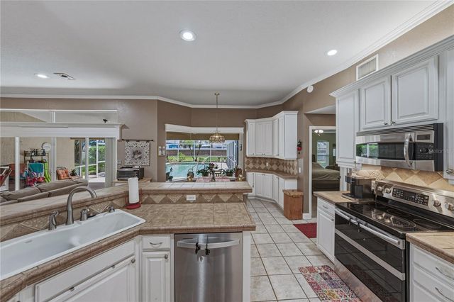2553 PARTRIDGE DRIVE, Winter Haven, FL 33884