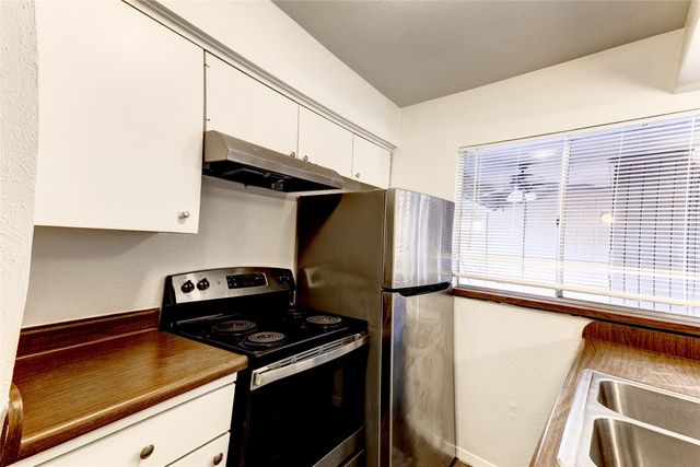 5150 Amesbury Drive 224, Dallas, TX 75206