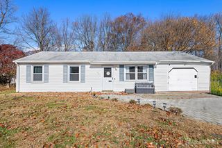 42 Brandywine Circle, Piscataway, NJ 08854