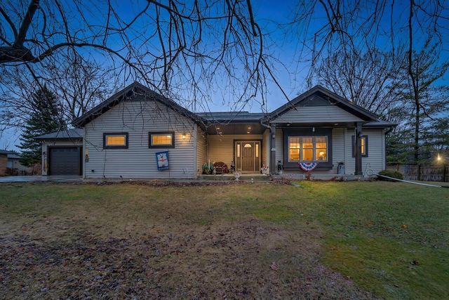 4812 S 39th STREET, Greenfield, WI 53221