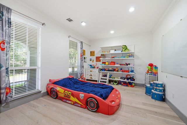 10011 Brightling LN, Austin, TX 78750