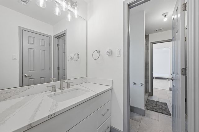 10011 Brightling LN, Austin, TX 78750