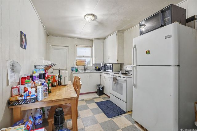 98-163 Kaluamoi Place, Pearl City, HI 96782