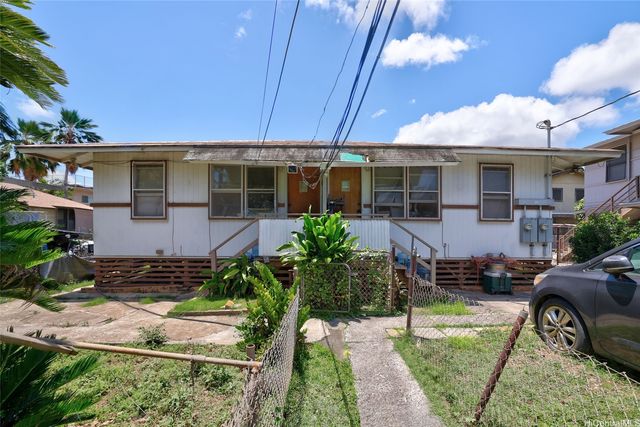 98-163 Kaluamoi Place, Pearl City, HI 96782