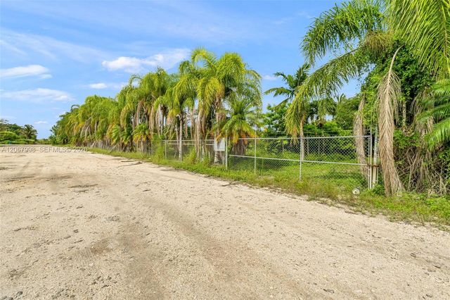 19901 SW 200th Street, Miami, FL 33187