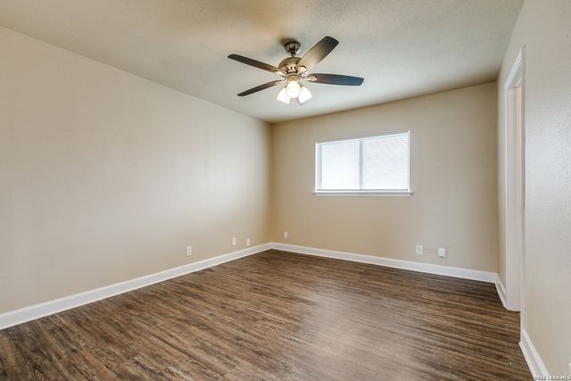 7114 SPRING MORNING ST, San Antonio, TX 78249