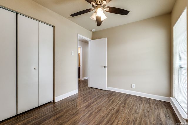 7114 SPRING MORNING ST, San Antonio, TX 78249