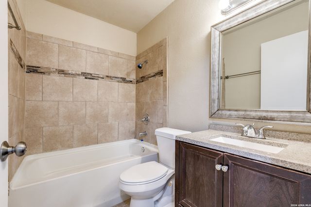 7114 SPRING MORNING ST, San Antonio, TX 78249