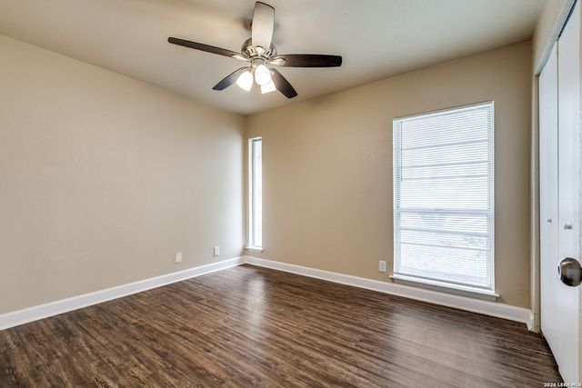 7114 SPRING MORNING ST, San Antonio, TX 78249