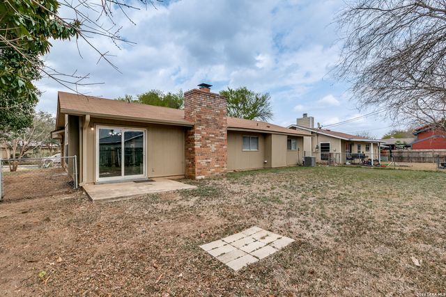 7114 SPRING MORNING ST, San Antonio, TX 78249