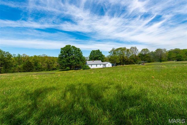 1470 Gravois Road, St Clair, MO 63077
