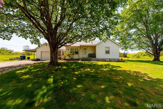 1470 Gravois Road, St Clair, MO 63077