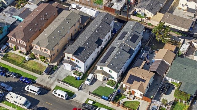 341 343 E 104th Street, Los Angeles, CA 90003