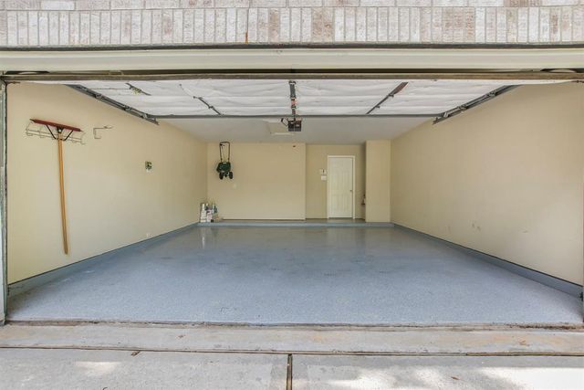 74 S Wynnoak Circle, The Woodlands, TX 77382