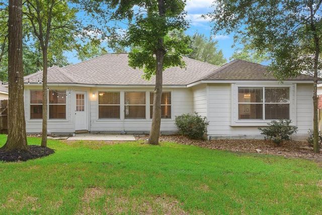 74 S Wynnoak Circle, The Woodlands, TX 77382