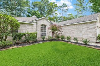 74 S Wynnoak Circle, The Woodlands, TX 77382