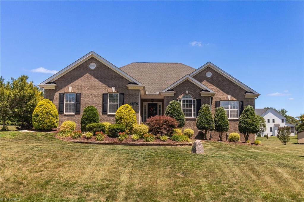 8510 Point Oak Drive, Colfax, NC 27235
