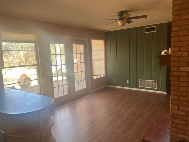 1012 E Hudson, Tyler, TX 75701