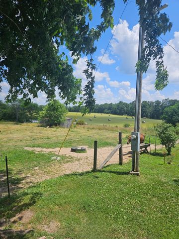 1404 Harlow Road, Summersville, MO 65571