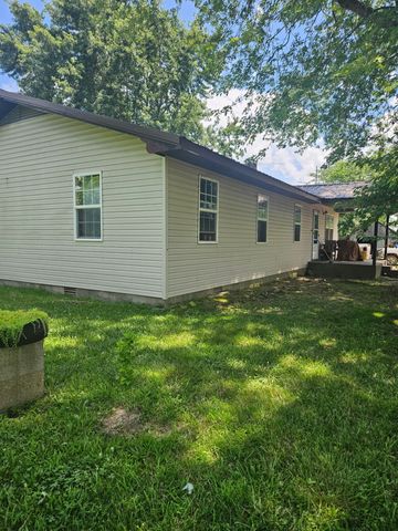 1404 Harlow Road, Summersville, MO 65571