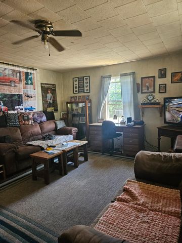 1404 Harlow Road, Summersville, MO 65571