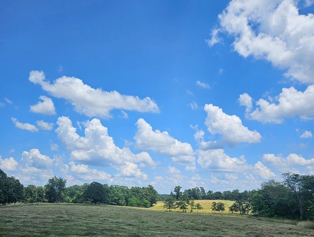 1404 Harlow Road, Summersville, MO 65571