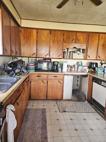 1404 Harlow Road, Summersville, MO 65571