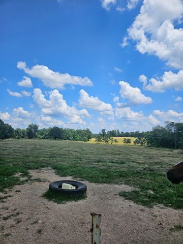 1404 Harlow Road, Summersville, MO 65571