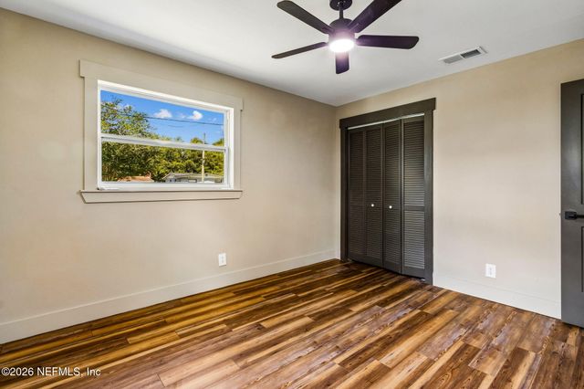 3445 CESERY Boulevard, Jacksonville, FL 32277