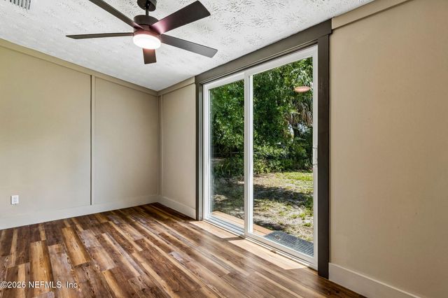 3445 CESERY Boulevard, Jacksonville, FL 32277