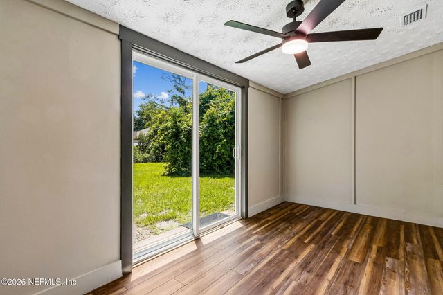 3445 CESERY Boulevard, Jacksonville, FL 32277