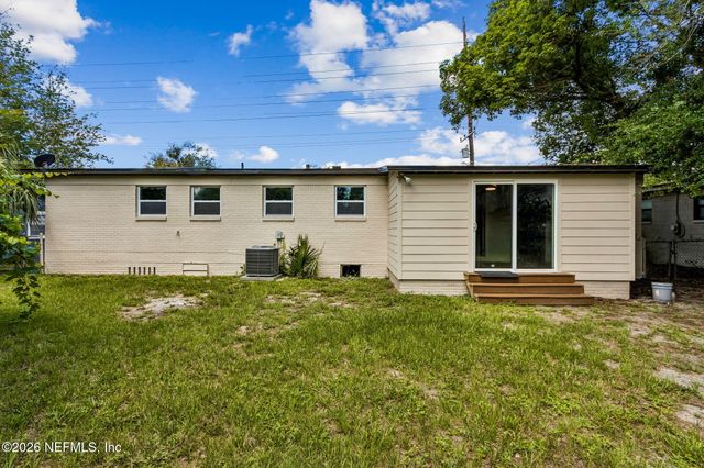 3445 CESERY Boulevard, Jacksonville, FL 32277