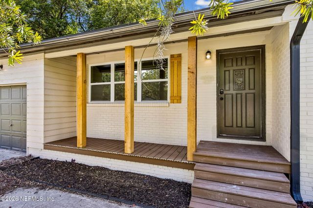3445 CESERY Boulevard, Jacksonville, FL 32277