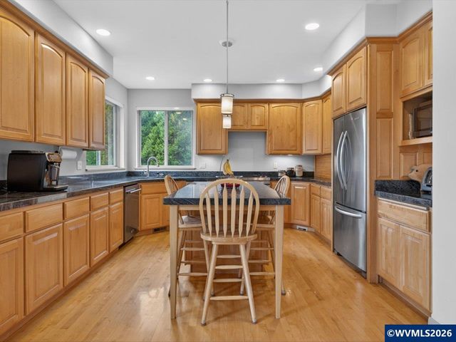 4183 NW Widgeon Pl, Corvallis, OR 97330