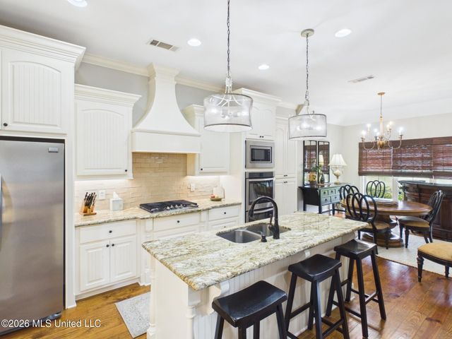 108 Esther Cove, Madison, MS 39110