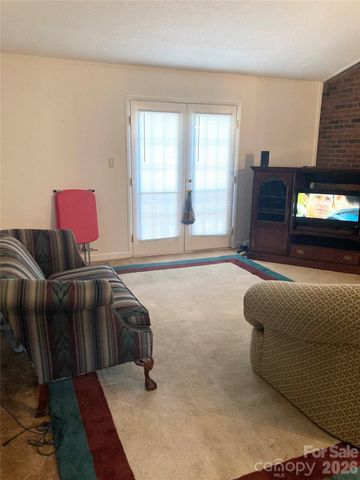 1300 Larchmont Place 901, Salisbury, NC 28144