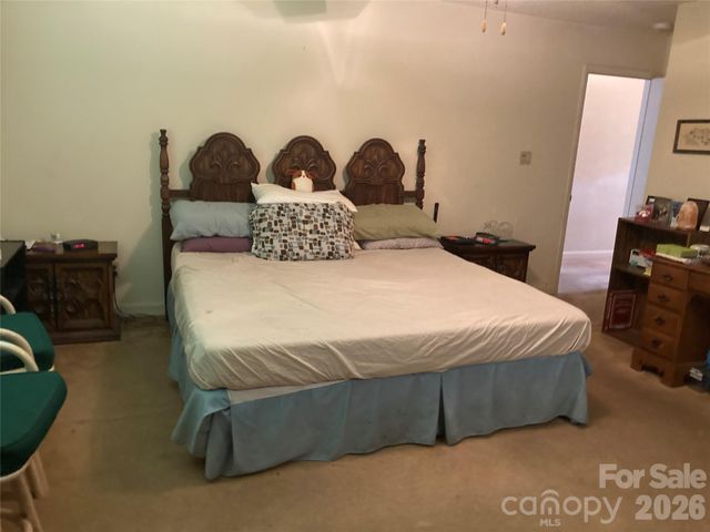 1300 Larchmont Place 901, Salisbury, NC 28144