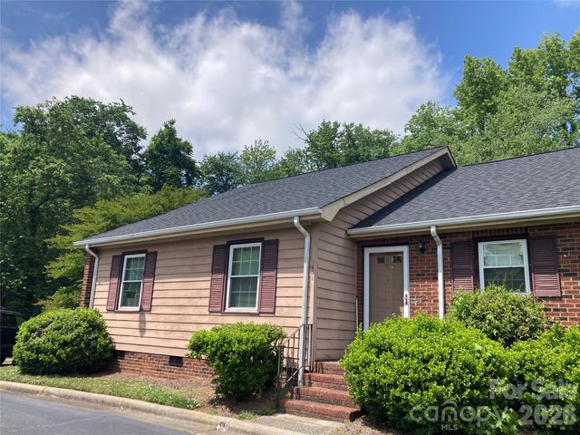 1300 Larchmont Place 901, Salisbury, NC 28144